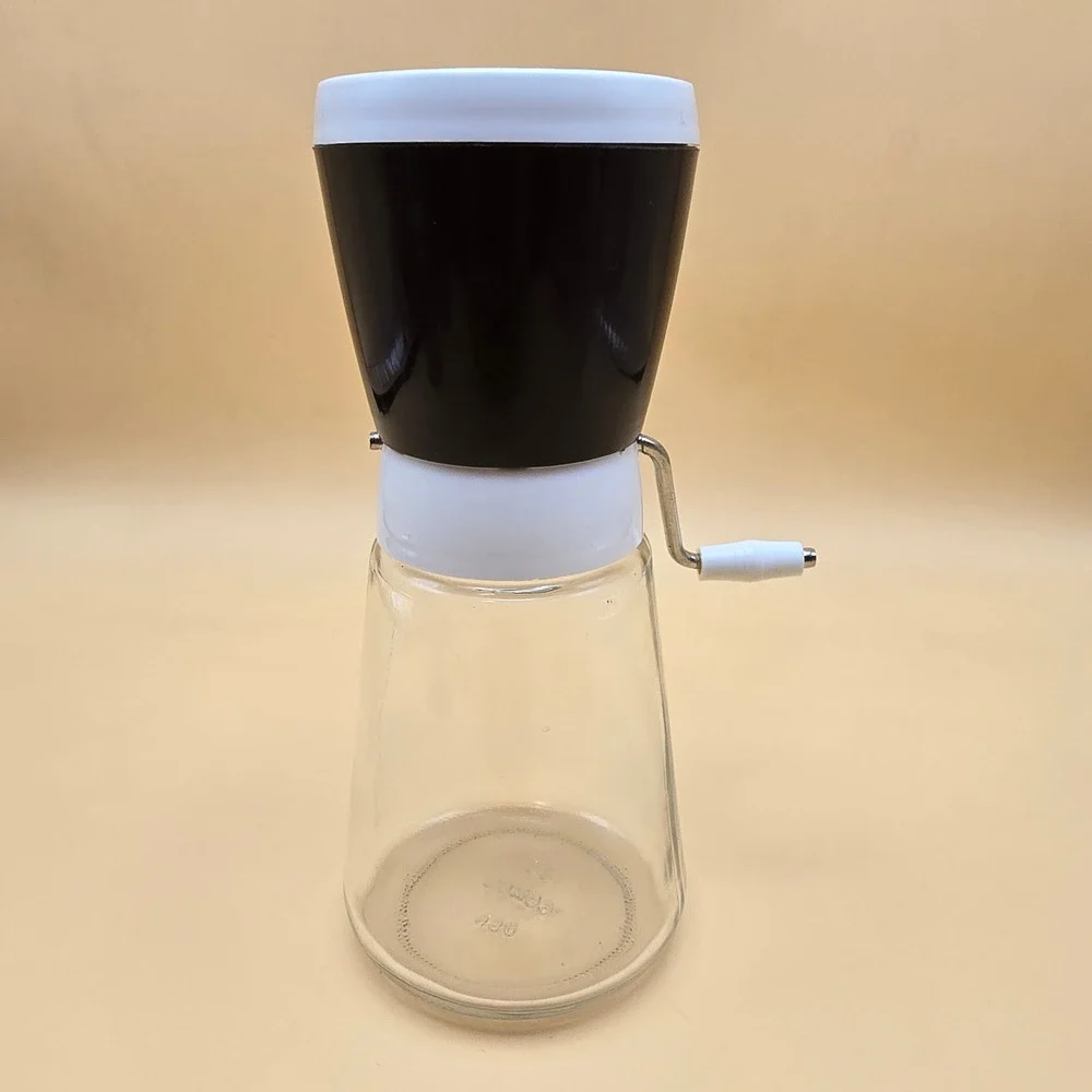 Vintage Cemco Nut Chopper Grinder‎ Glass Jar White Brown Handle Crank